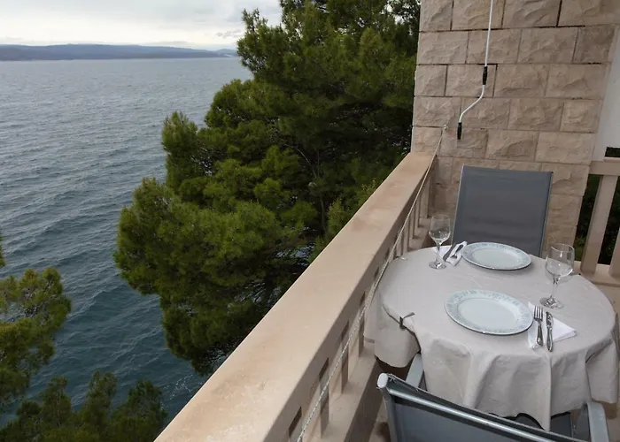 Vendégház Punta Rata 3*